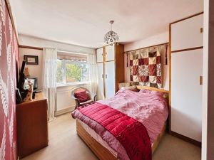 HEATH ROAD- click for photo gallery